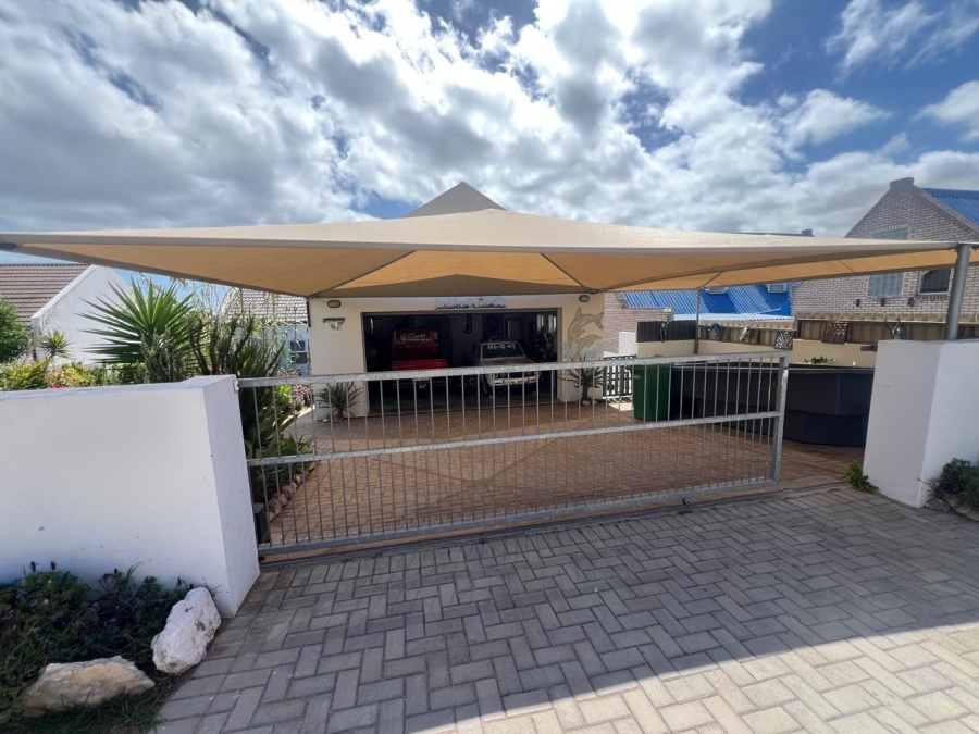 3 Bedroom Property for Sale in Kleinkoornhuis Western Cape